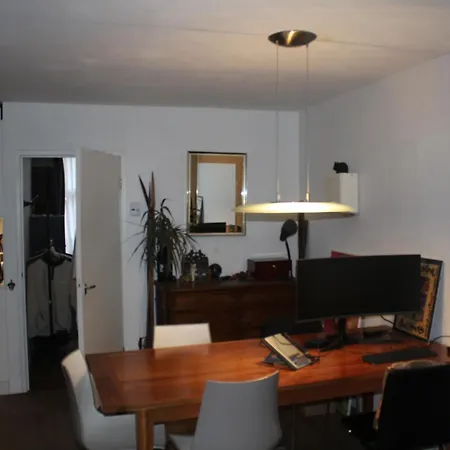 Cozy In The Centre Of